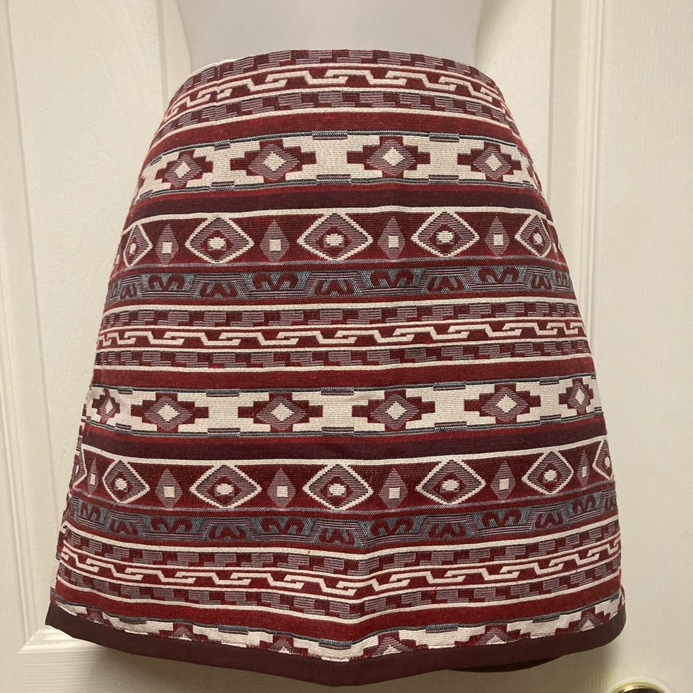 Jack burgundy southwestern pattern mini skirt size 10
